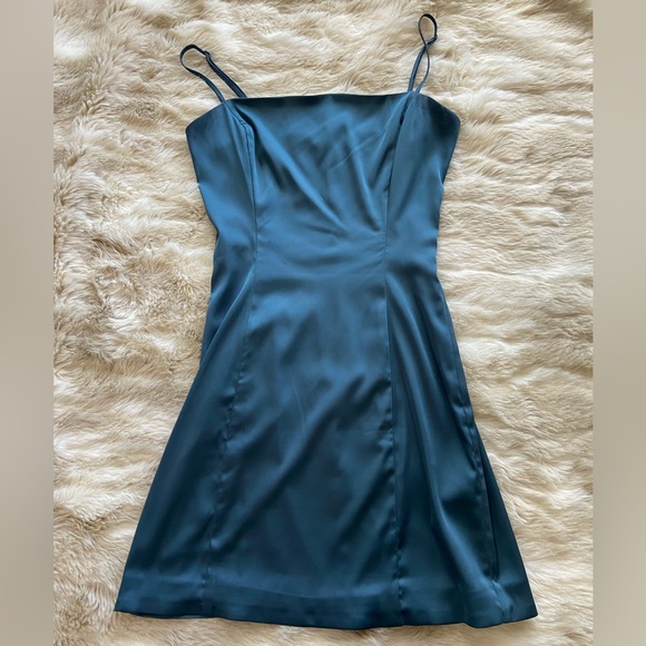 Aritzia Dresses & Skirts - Aritzia cocktail dress